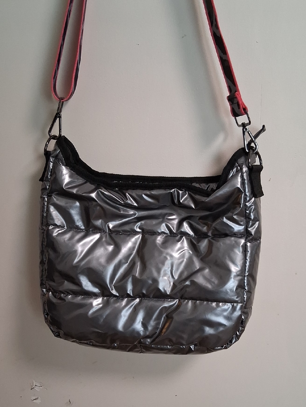 Metallic Silver Puffer Crossbody Bag